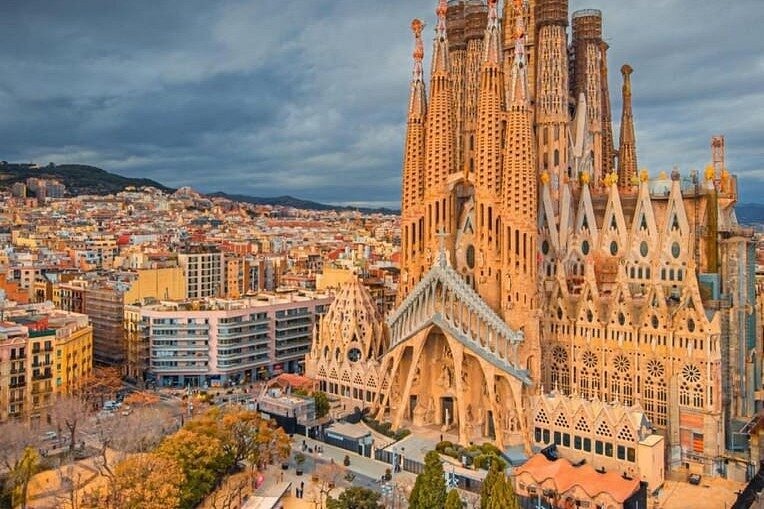 Ellas a Europa Febrero 2027