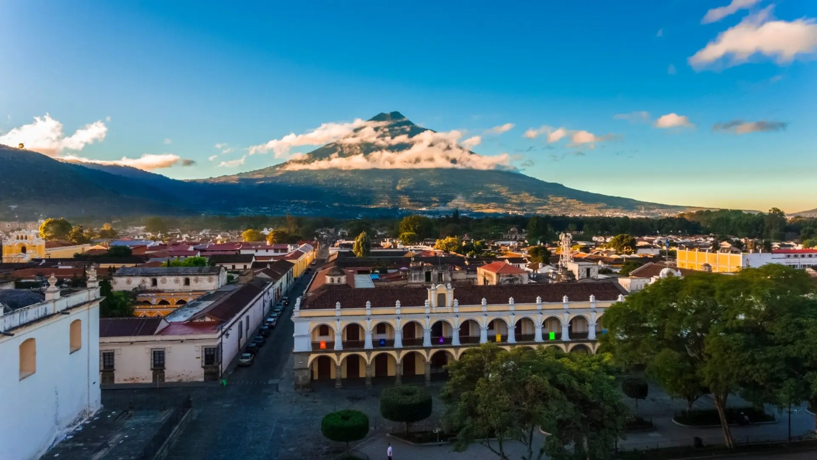 Guatemala a su Aire - 8 Días - Mundo Maya