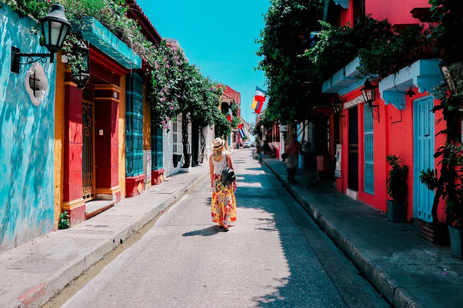 Colombia,  Eje Cafetero: Bogota, Pereira, Medellin y Cartagena
