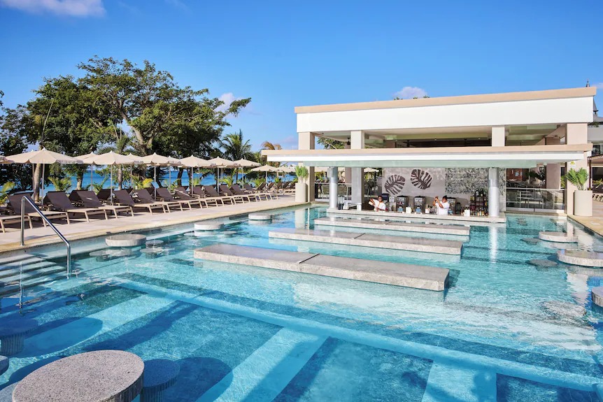 Solos y Solas a JAMAICA - Enero 2027 por 9 noches con All inclusive
